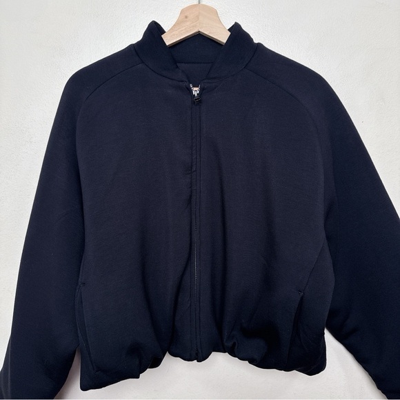 Leze The Label Womens Medium Weighted Harlow Cropped Basic Jacket In Black - Picture 5 of 14